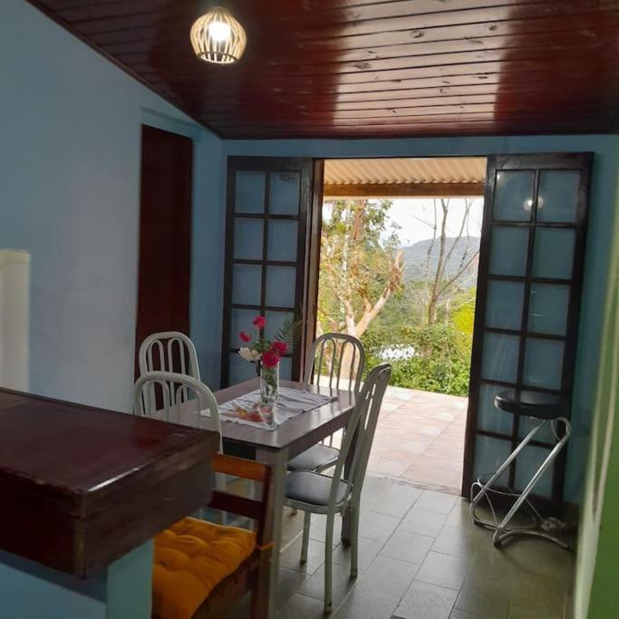 Casa Amarela Prumirim 乌巴图巴 外观 照片